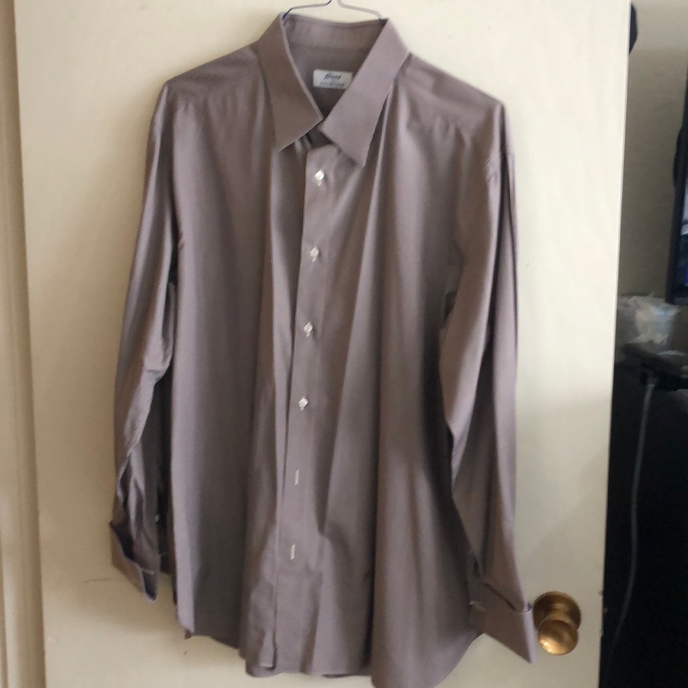 Long sleeve Brioni dress shirt.